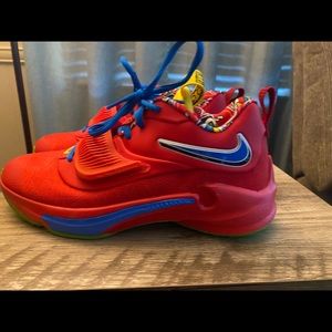 Nike - Giannis - Freak 3 SE